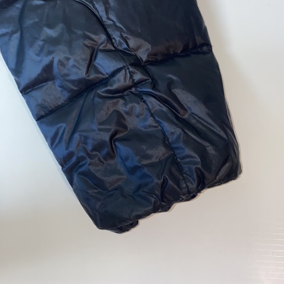 Dolce and Gabbana puffer - Picture 3 of 10